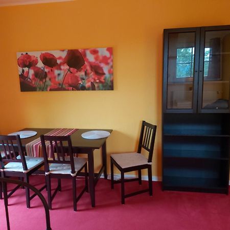 Kemenate Zimmer Gechaichnishof 7Born Maring-Noviand Exterior photo